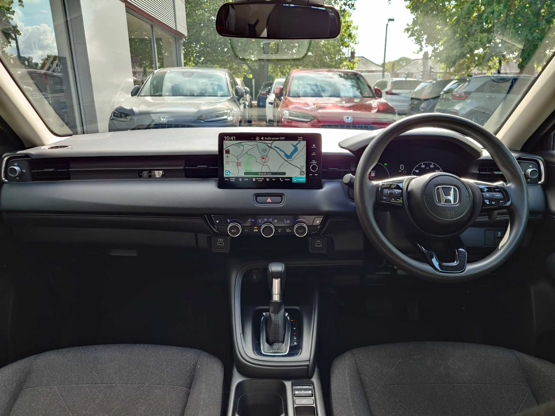 Vehicle image 4