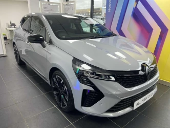 Renault Clio Listing Image