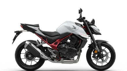 Honda CB750 Hornet Complete New Rider Package Offer