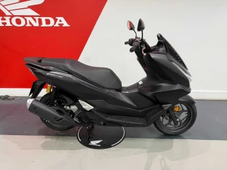 Honda PCX125 Listing Image