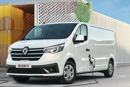 New Renault LCV Updates and changes to specifications | John Banks Renault