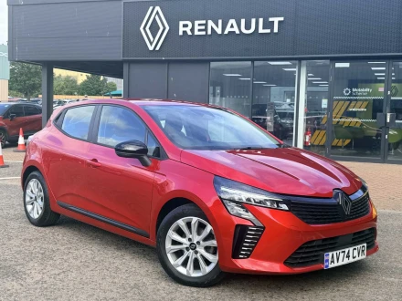 Renault Clio Listing Image