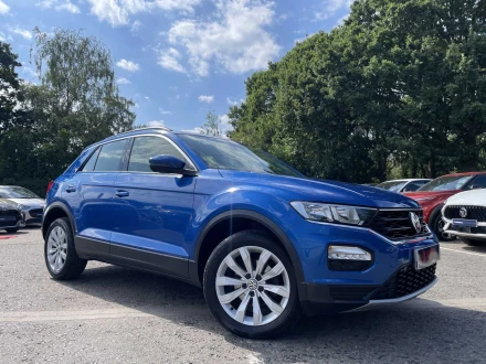 Volkswagen T-Roc Listing Image