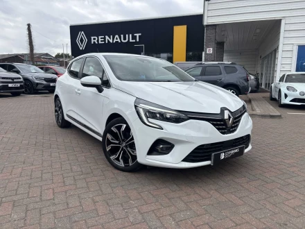 Renault Clio Listing Image