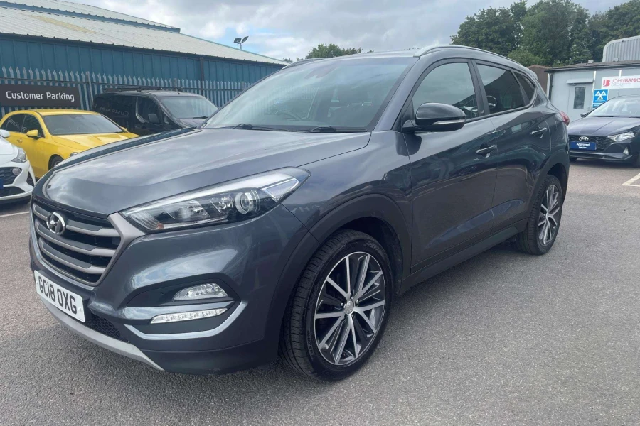 Vehicle Image - 2