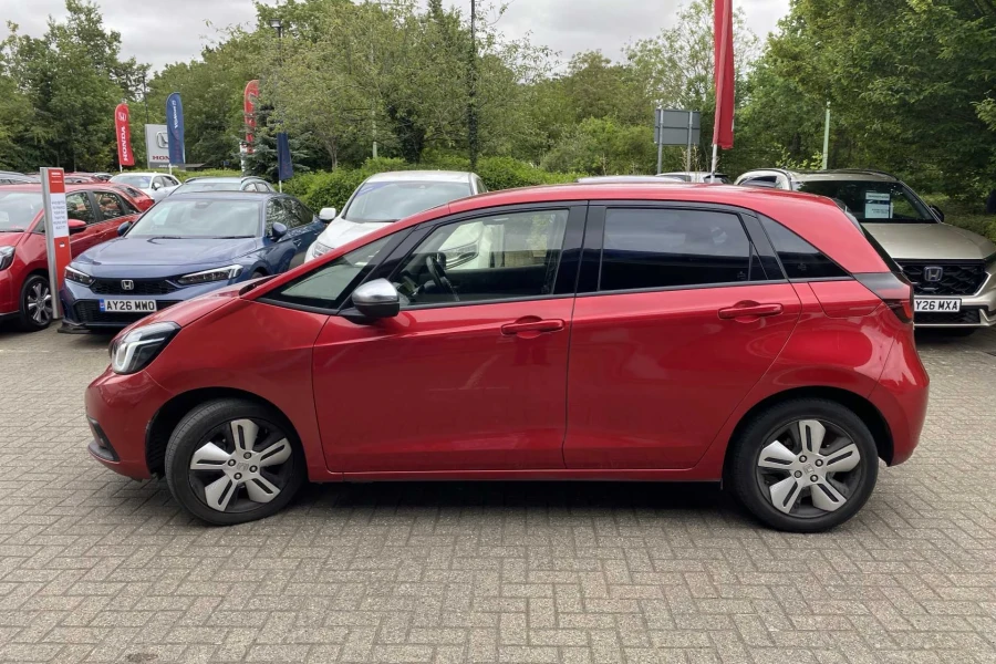 Vehicle Image - 3