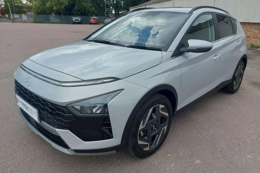 Vehicle Image - 2