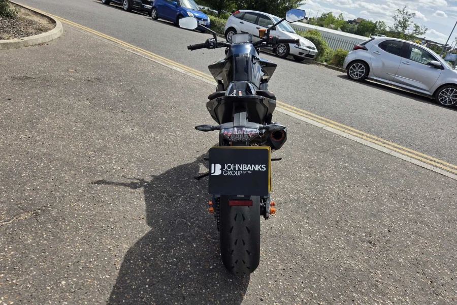 Vehicle Image - 3