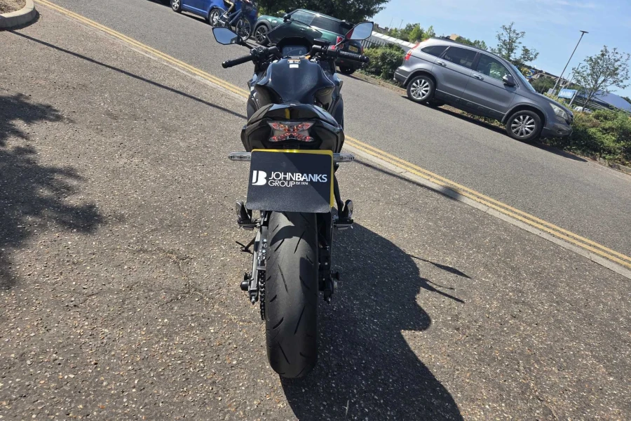 Vehicle Image - 3