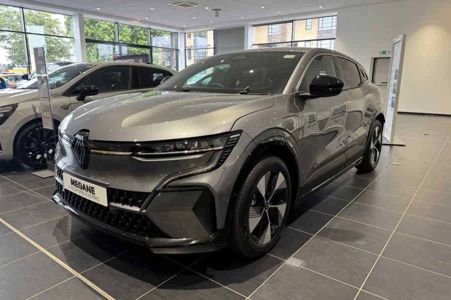 Vehicle Image - 1