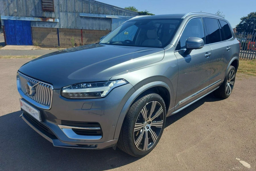 Vehicle Image - 2