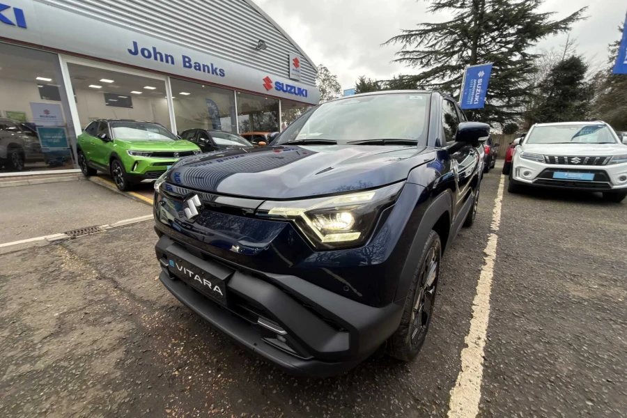 Vehicle Image - 2