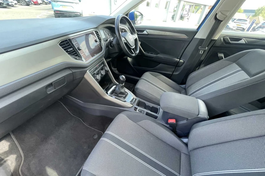 Vehicle Image - 1
