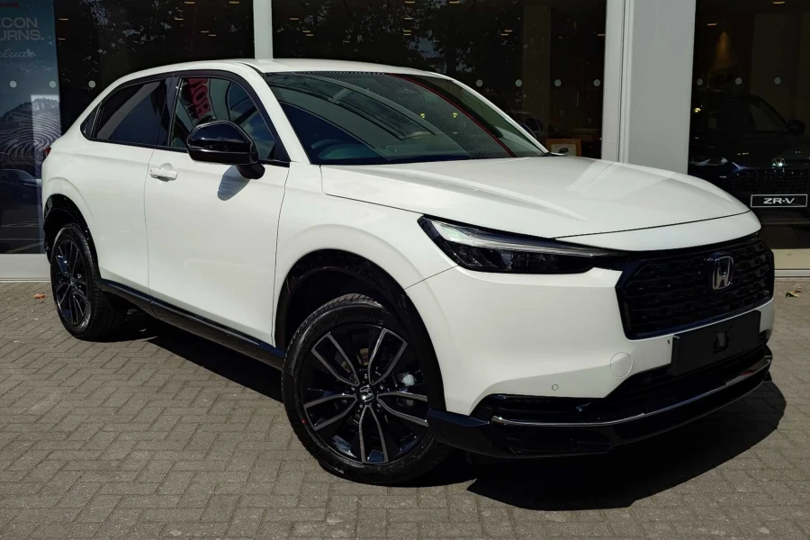 Vehicle Image - 0