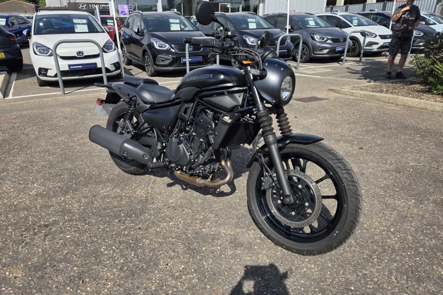 Vehicle Image - 0