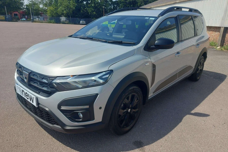 Vehicle Image - 2