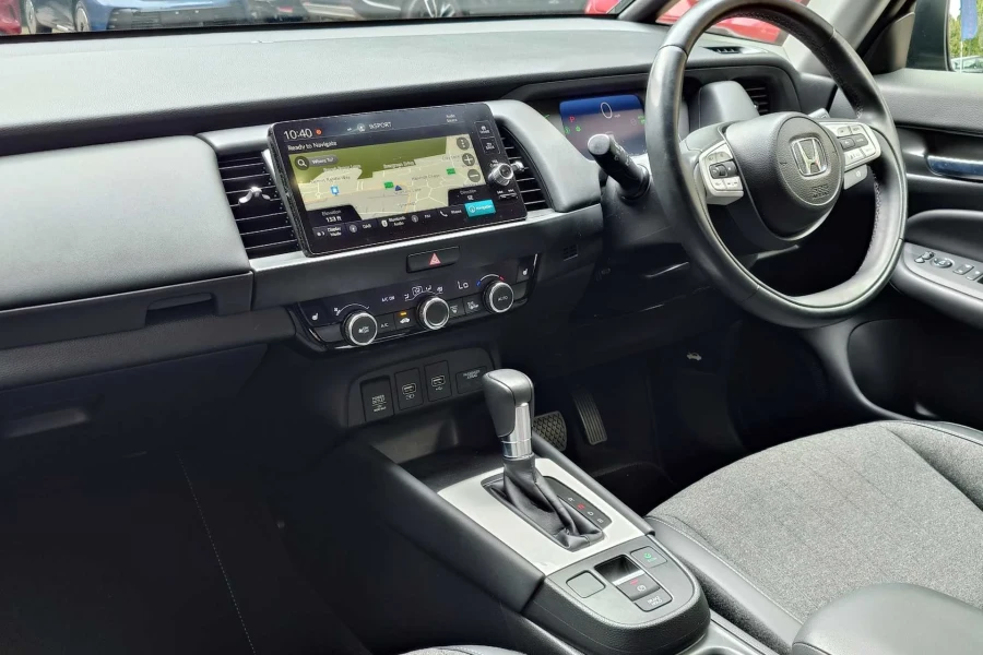 Vehicle Image - 1