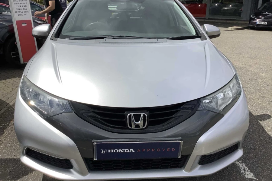 Vehicle Image - 1