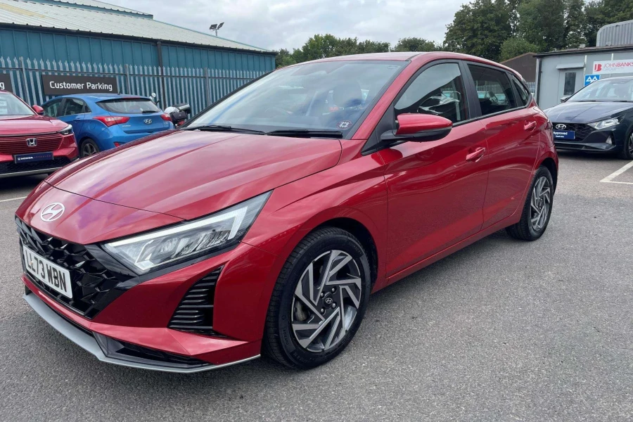 Vehicle Image - 2