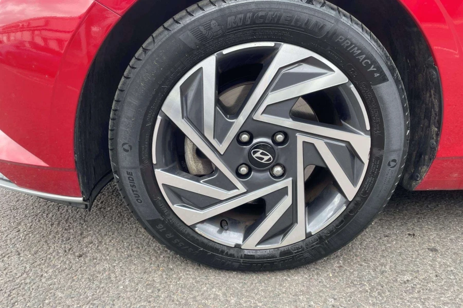 Vehicle Image - 3