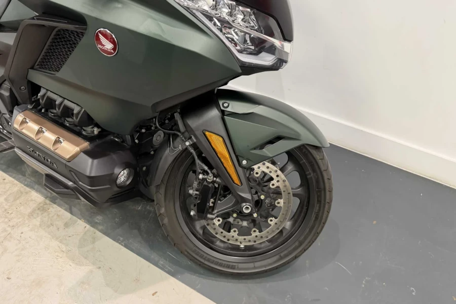 Vehicle Image - 2