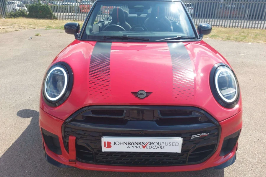 Vehicle Image - 1