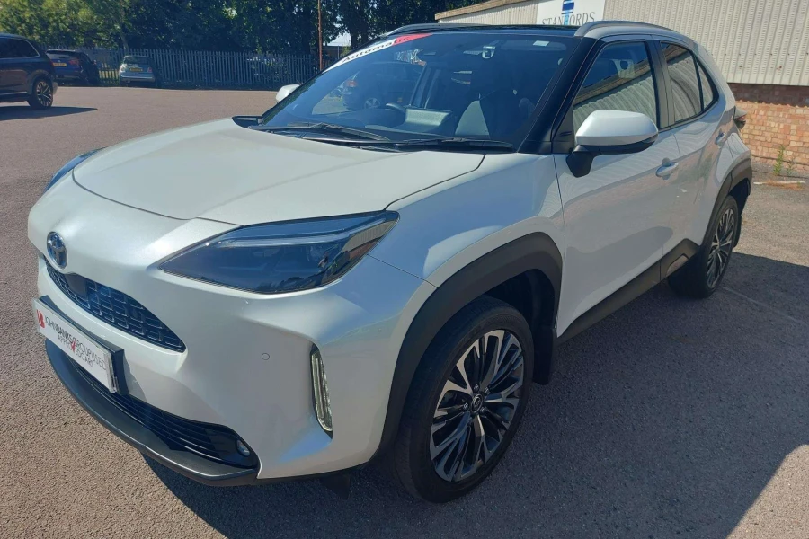 Vehicle Image - 2