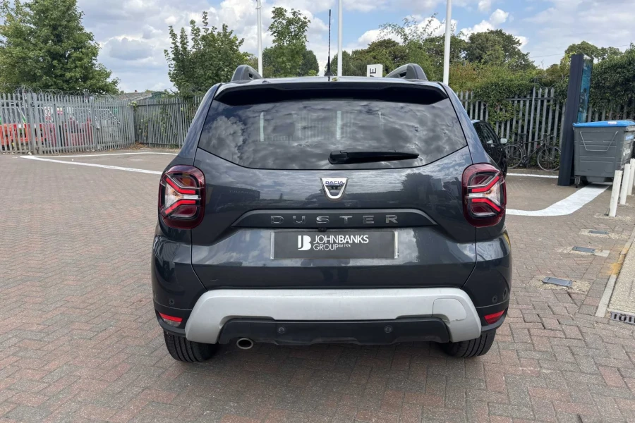 Vehicle Image - 2