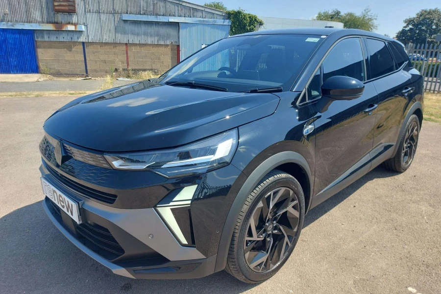 Vehicle Image - 3