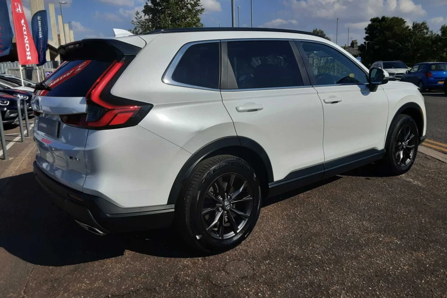 Vehicle Image - 3