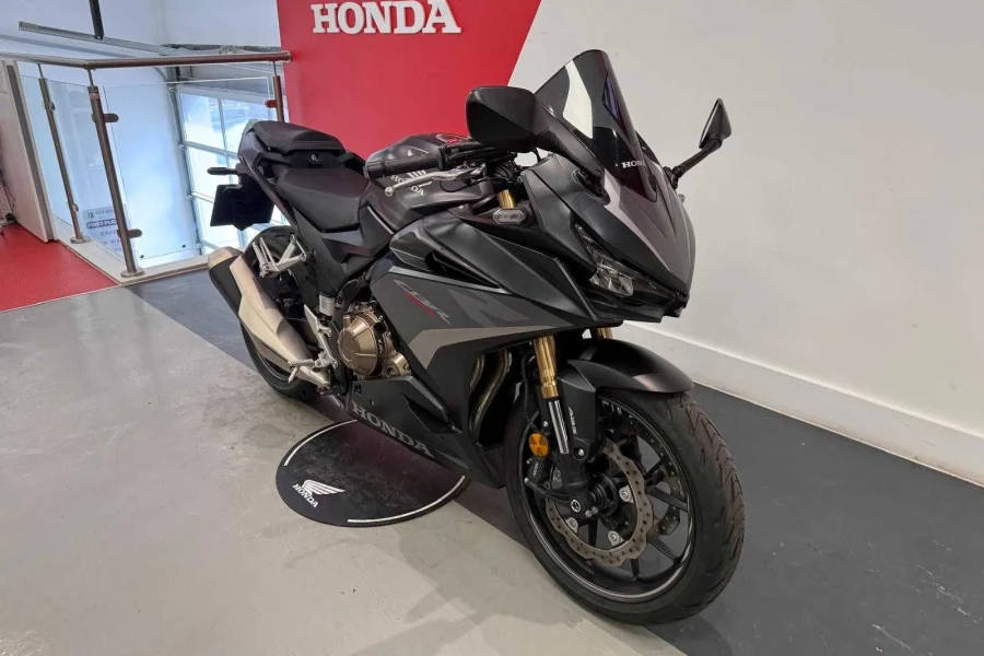 Vehicle Image - 1