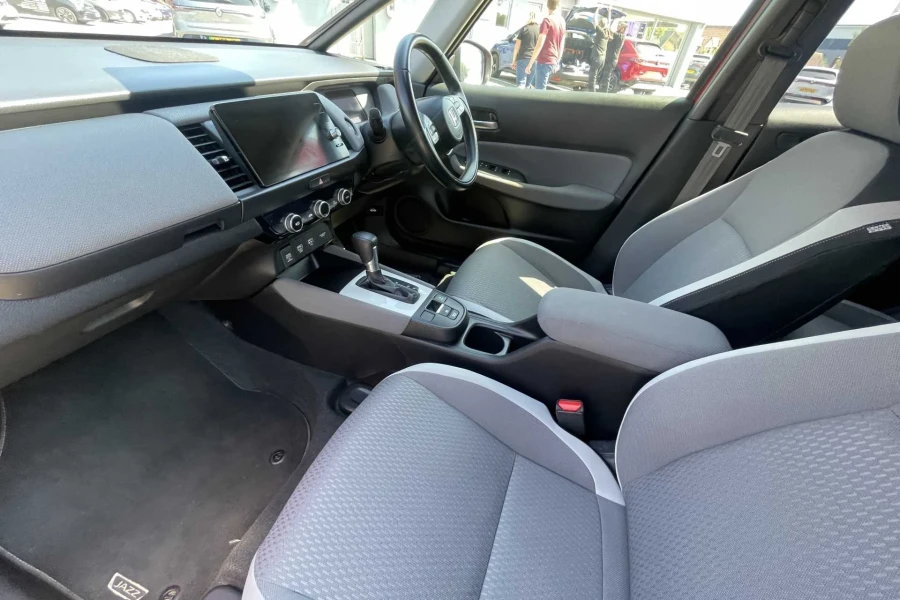 Vehicle Image - 1