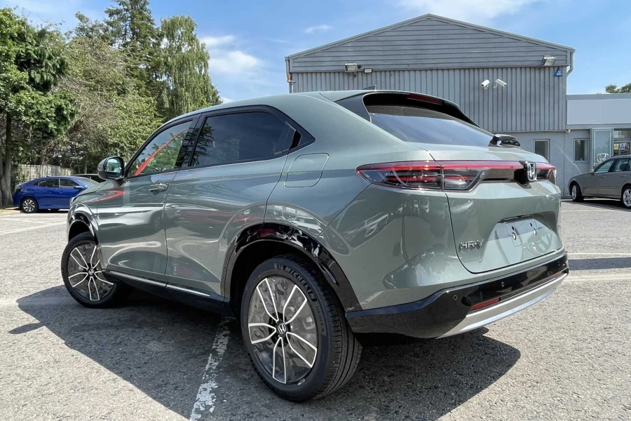 Vehicle Image - 3