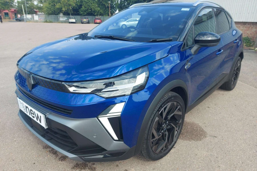 Vehicle Image - 2