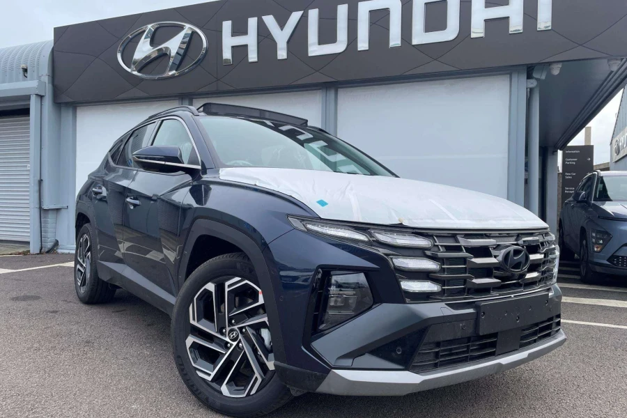 Vehicle Image - 0