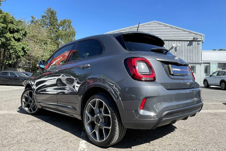 Vehicle Image - 2