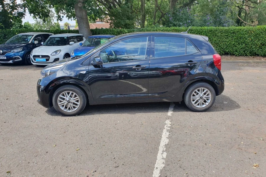 Vehicle Image - 3