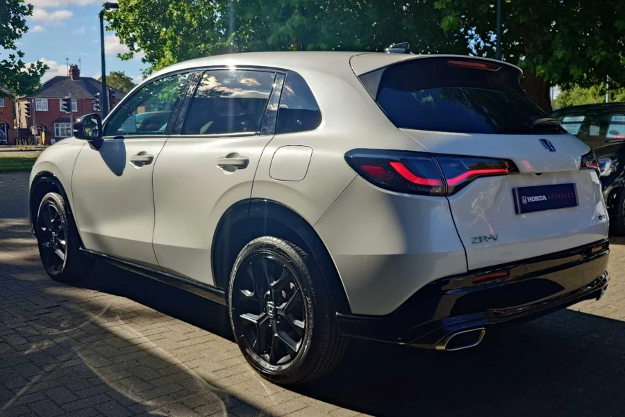 Vehicle Image - 2