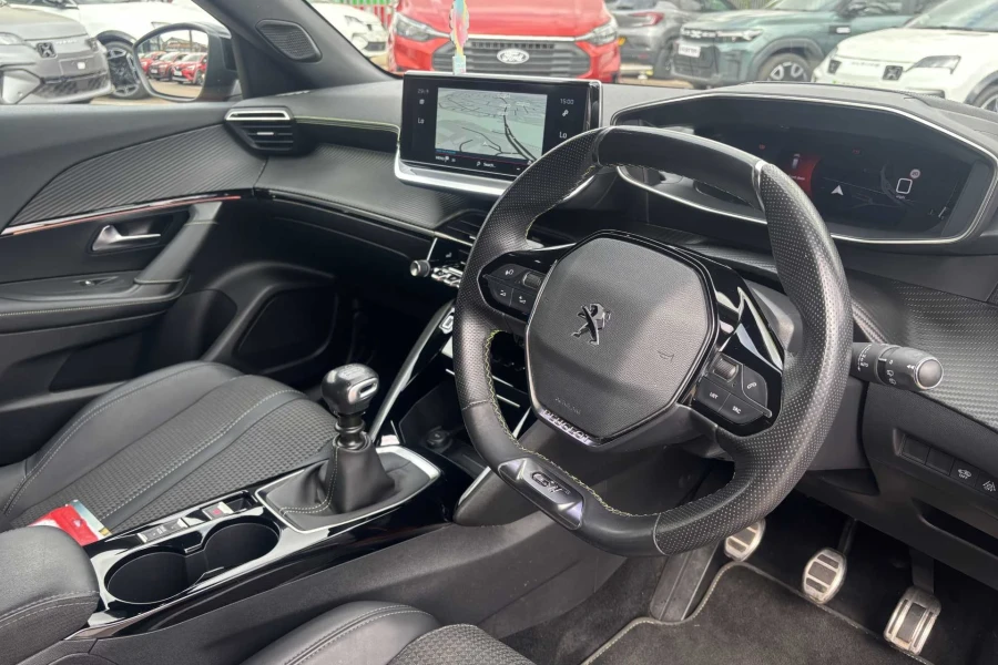 Vehicle Image - 3
