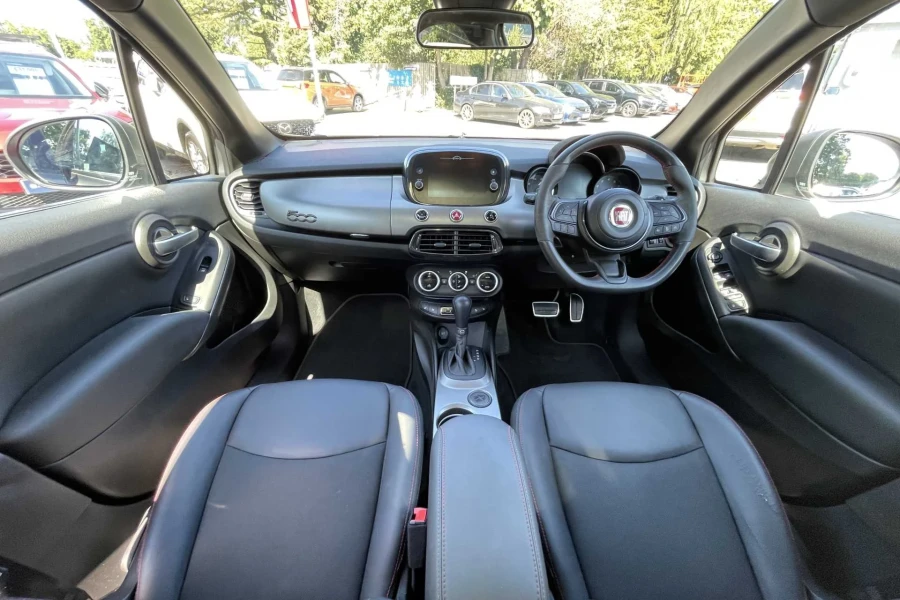 Vehicle Image - 3