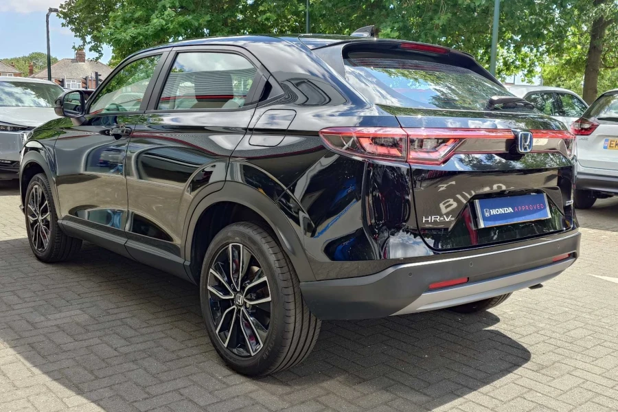 Vehicle Image - 2