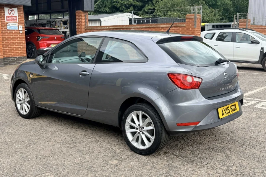 Vehicle Image - 2