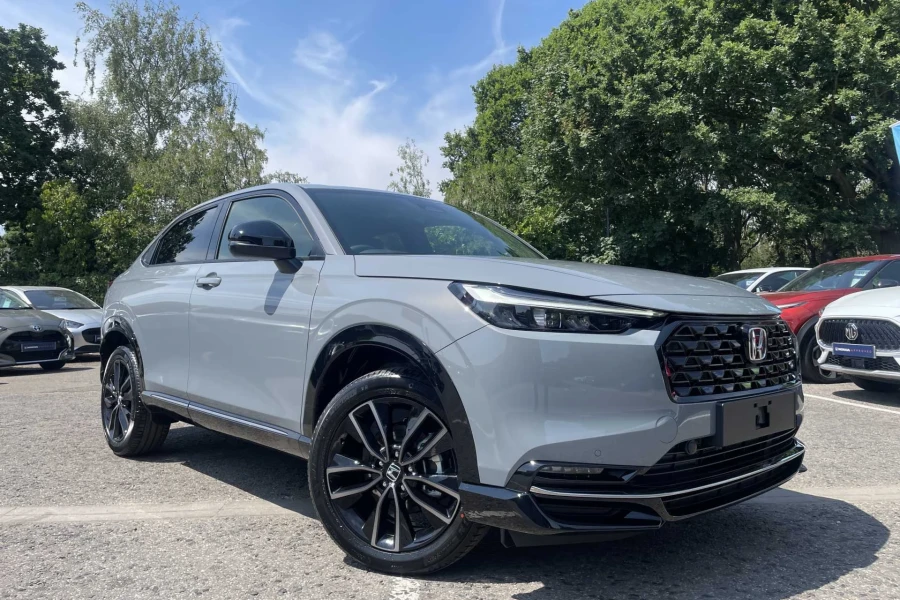 Vehicle Image - 0