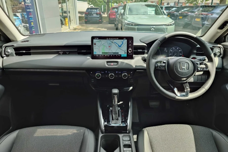 Vehicle Image - 3