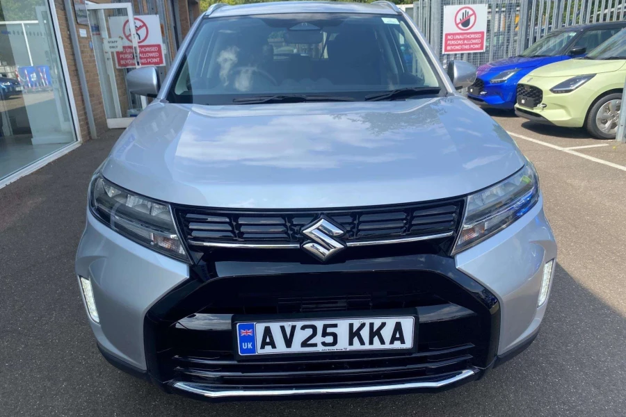 Vehicle Image - 3