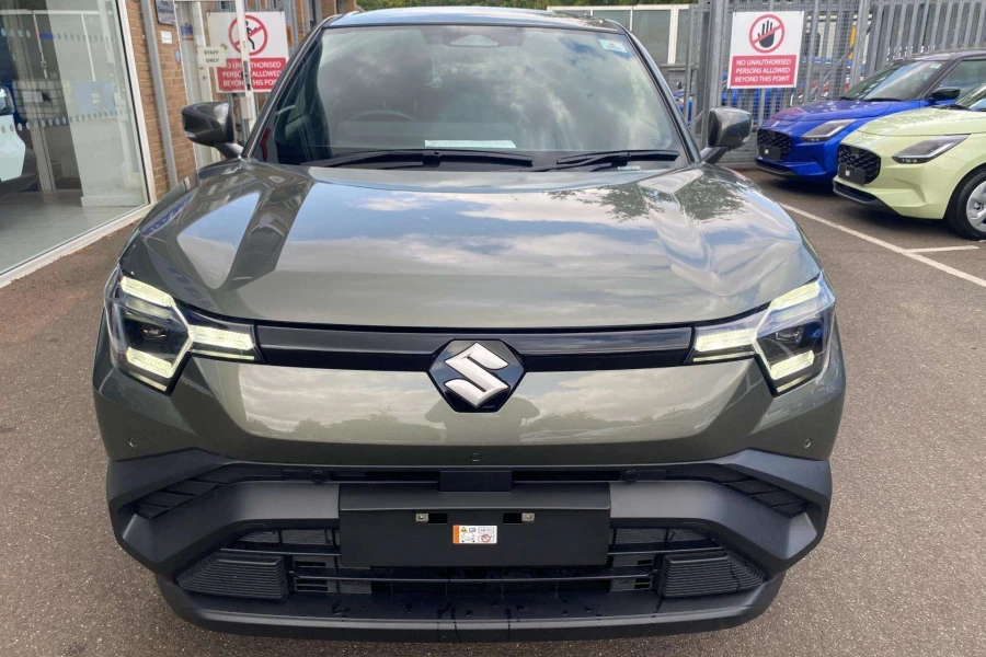 Vehicle Image - 3
