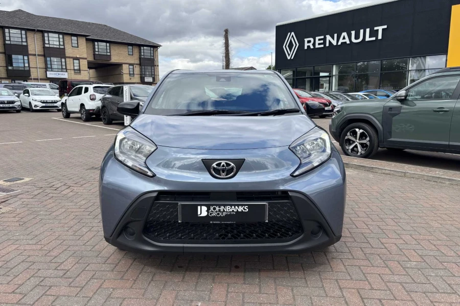 Vehicle Image - 1