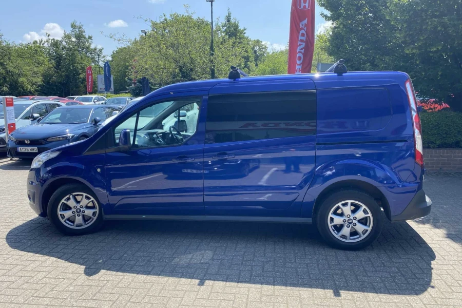 Vehicle Image - 3