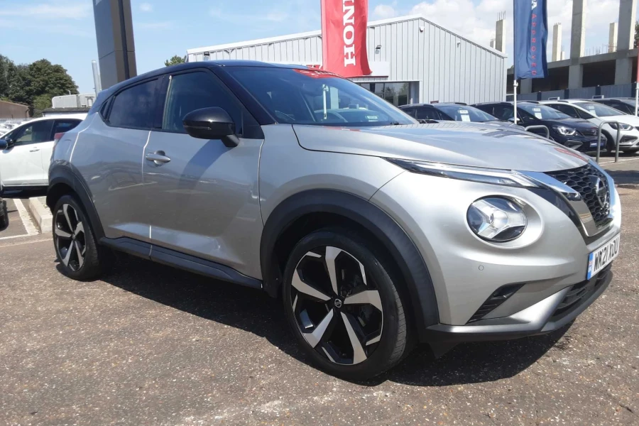Vehicle Image - 1