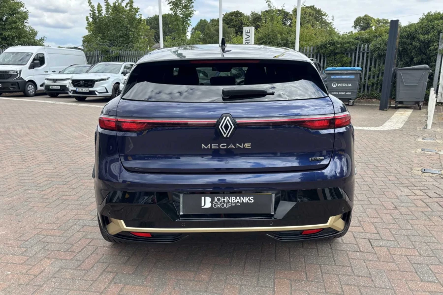 Vehicle Image - 2